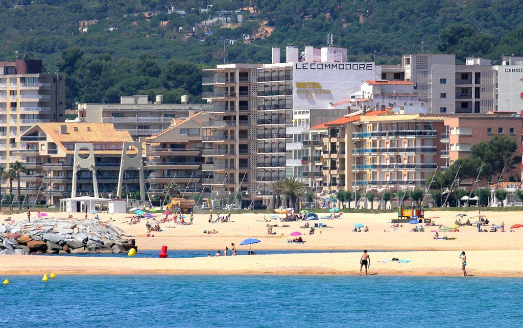 Hotel Maria Teresa Calonge  Exterior photo